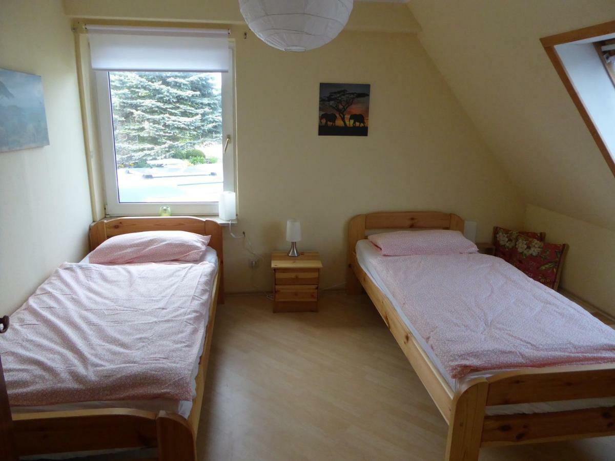 Ostseeferienwohnung Storchennest Dassow ภายนอก รูปภาพ